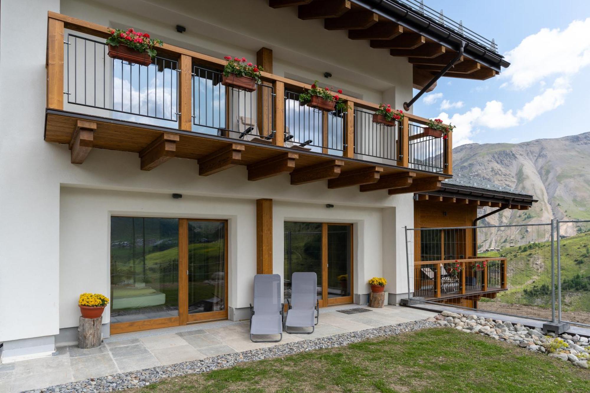 Arion Apartments - Trepalle Livigno Exterior photo